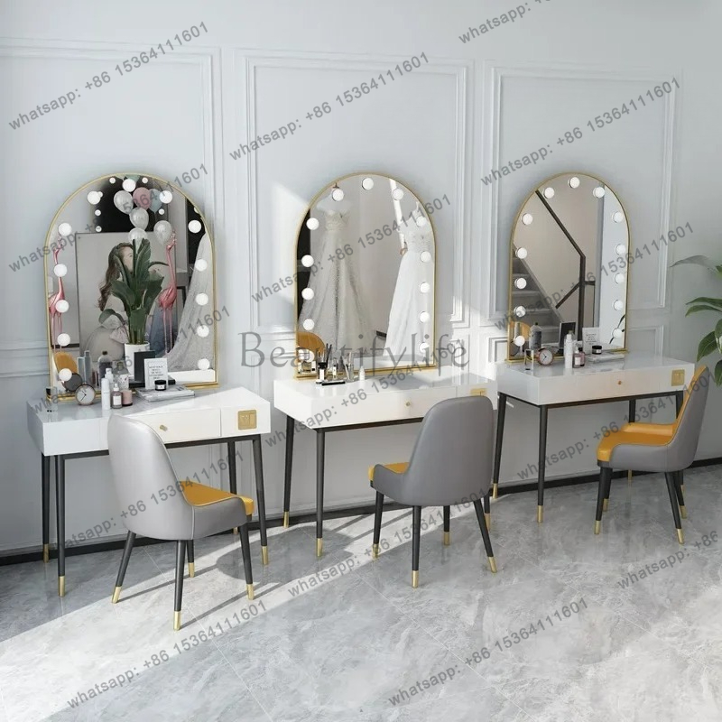 Table de maquillage miroir à l - Beauty And Makeup Studio avis et prix