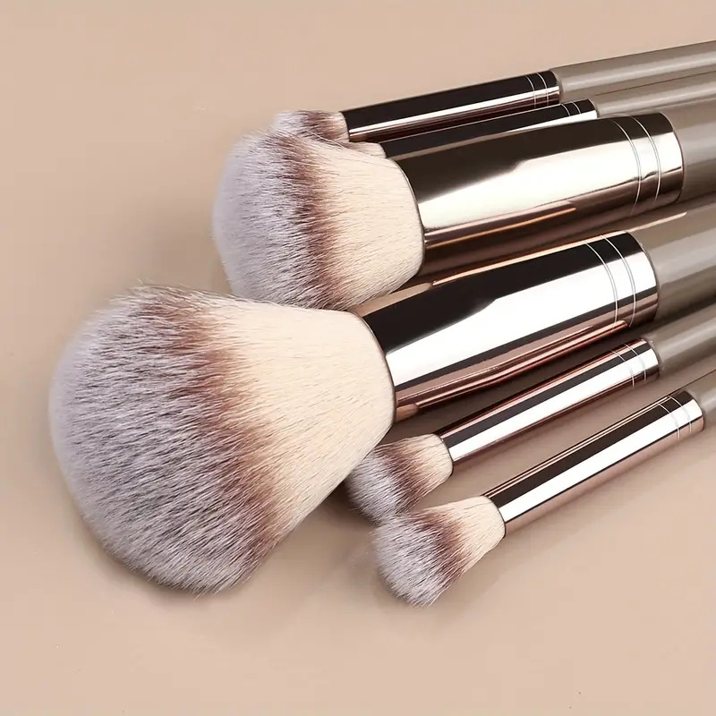 Ensemble de pinceaux de maquil - Huda Beauty Makeup Brush Set avis et prix